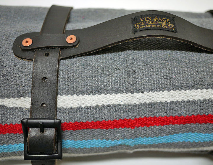 TYPE VTB2 RUG & LEATHER RUG HOLDER