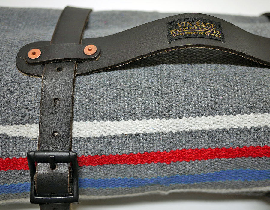 TYPE VTB2 RUG & LEATHER RUG HOLDER