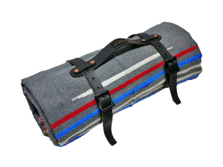 TYPE VTB2 RUG & LEATHER RUG HOLDER
