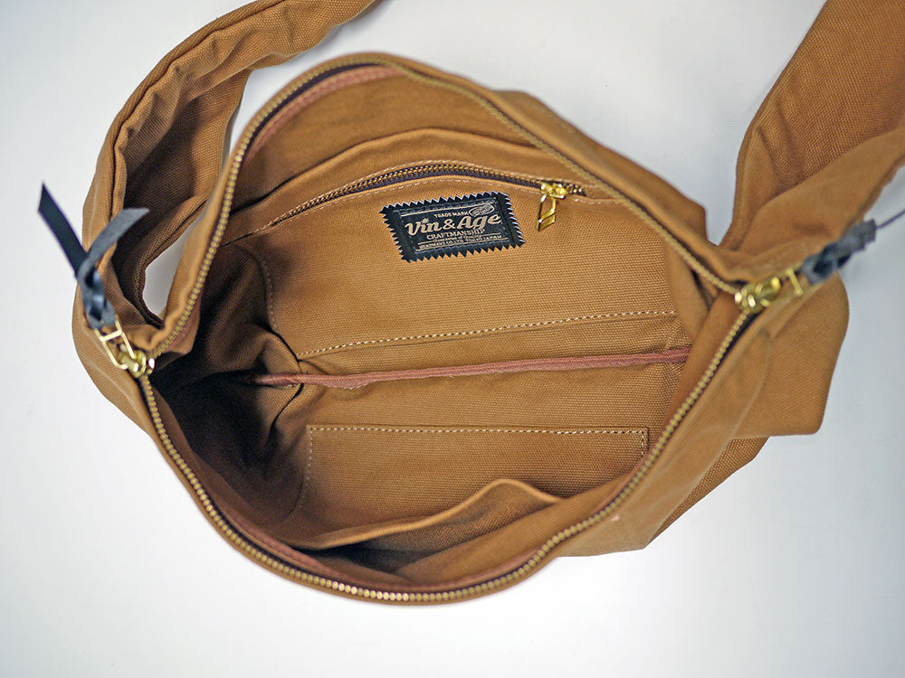 TYPE VBG10 CANVAS SHOULDER BAG